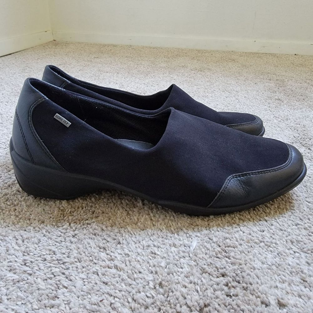 Womens ECCO Gore-tex Slip On Wedge Shoes 38/7.5